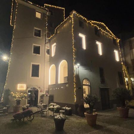Dantes Apartment Pieve di Teco Bagian luar foto