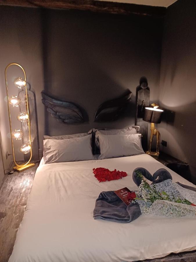 Dantes Apartment Pieve di Teco Bagian luar foto