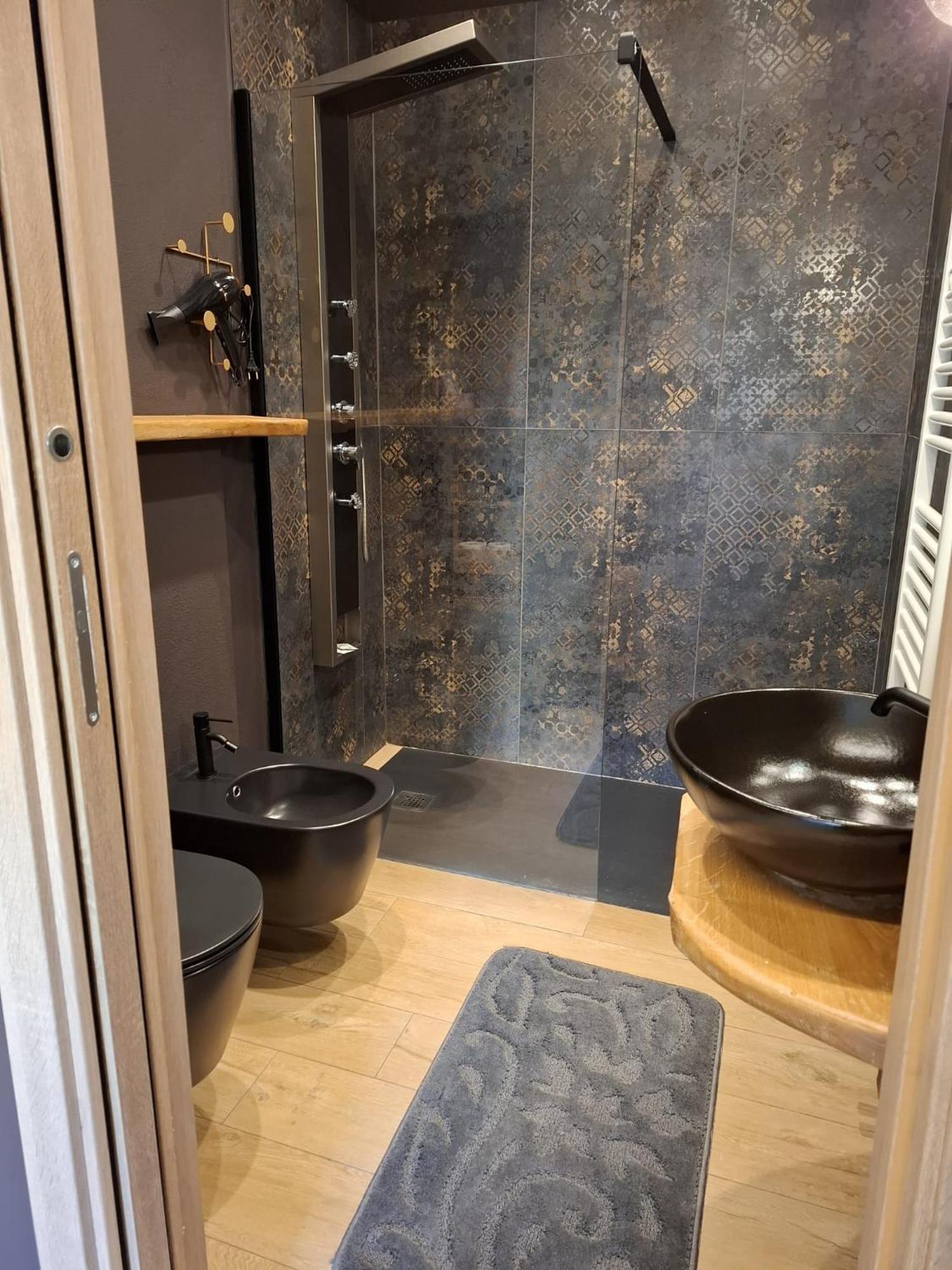 Dantes Apartment Pieve di Teco Bagian luar foto