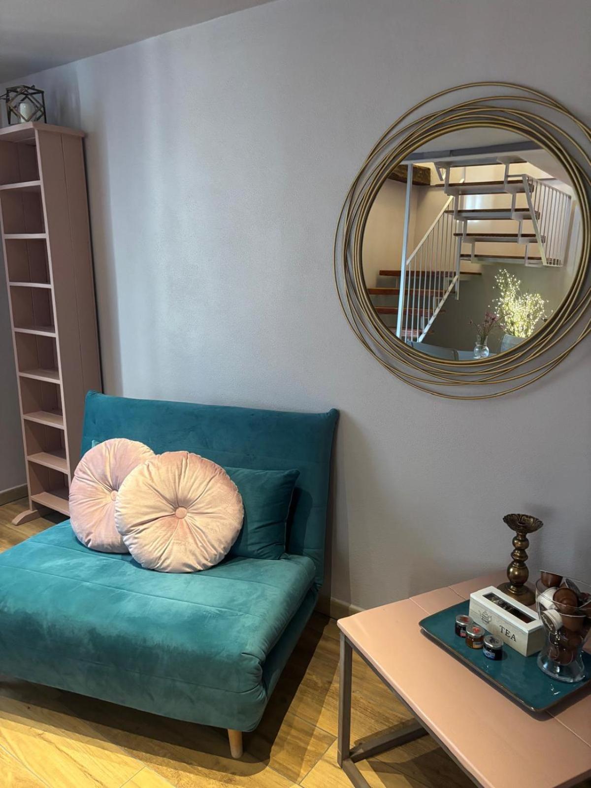 Dantes Apartment Pieve di Teco Bagian luar foto